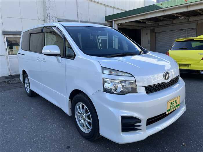 Scrapping: 2011 Toyota Noah (Used Parts)